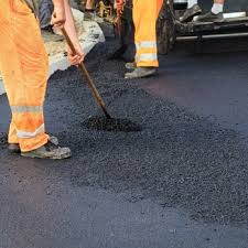 Best Driveway Crack Filling  in Cave Creek, AZ